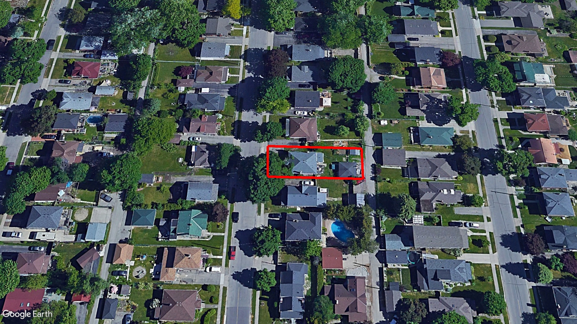 Tax Sale Cambridge, Ontario - 30 06 060 049 01300 0000