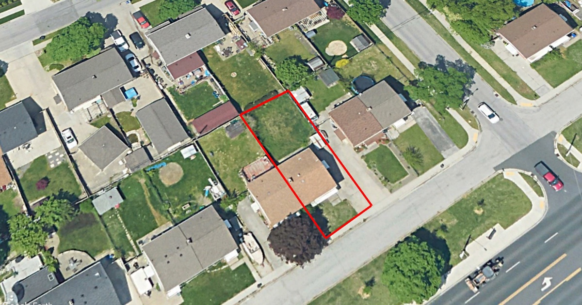 Tax Sale in Windsor, Ontario 2226 tecumseh road west Tax Sales Hub