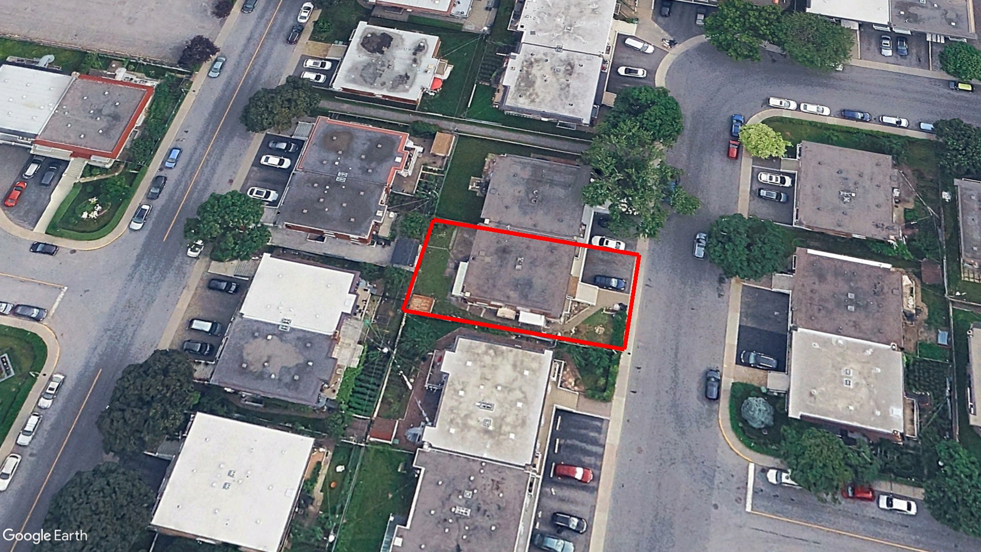 Tax Sale Montreal, Quebec - 020920-18