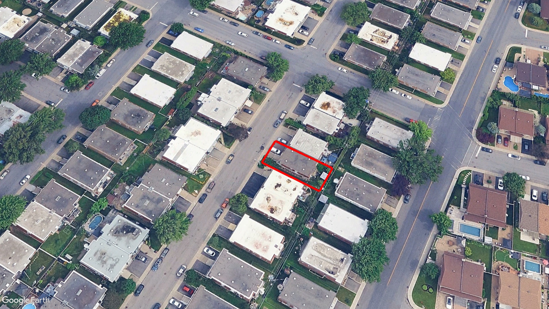 Tax Sale Montreal, Quebec - 040482-71