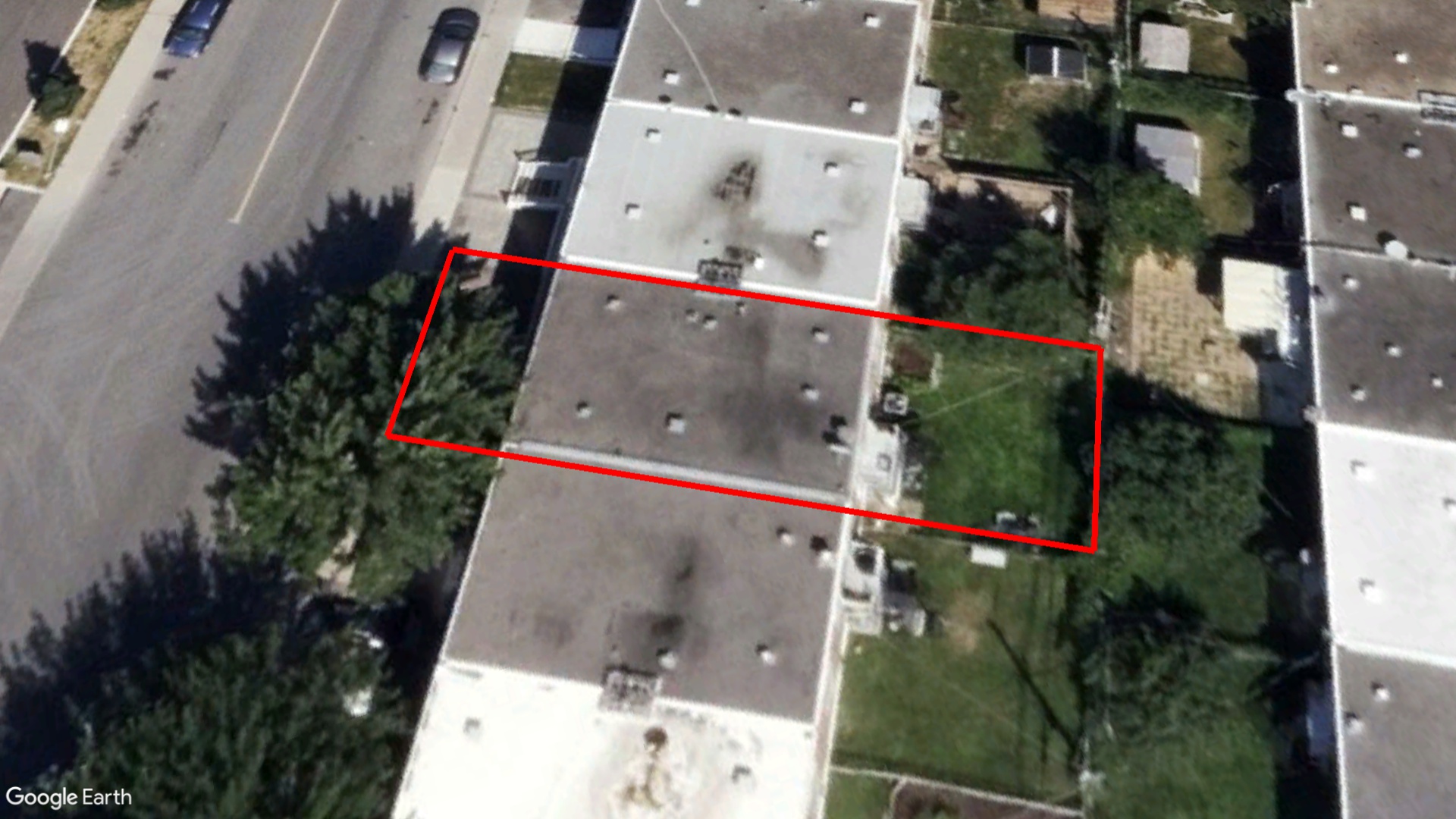 Tax Sale Montreal, Quebec - 040359-72