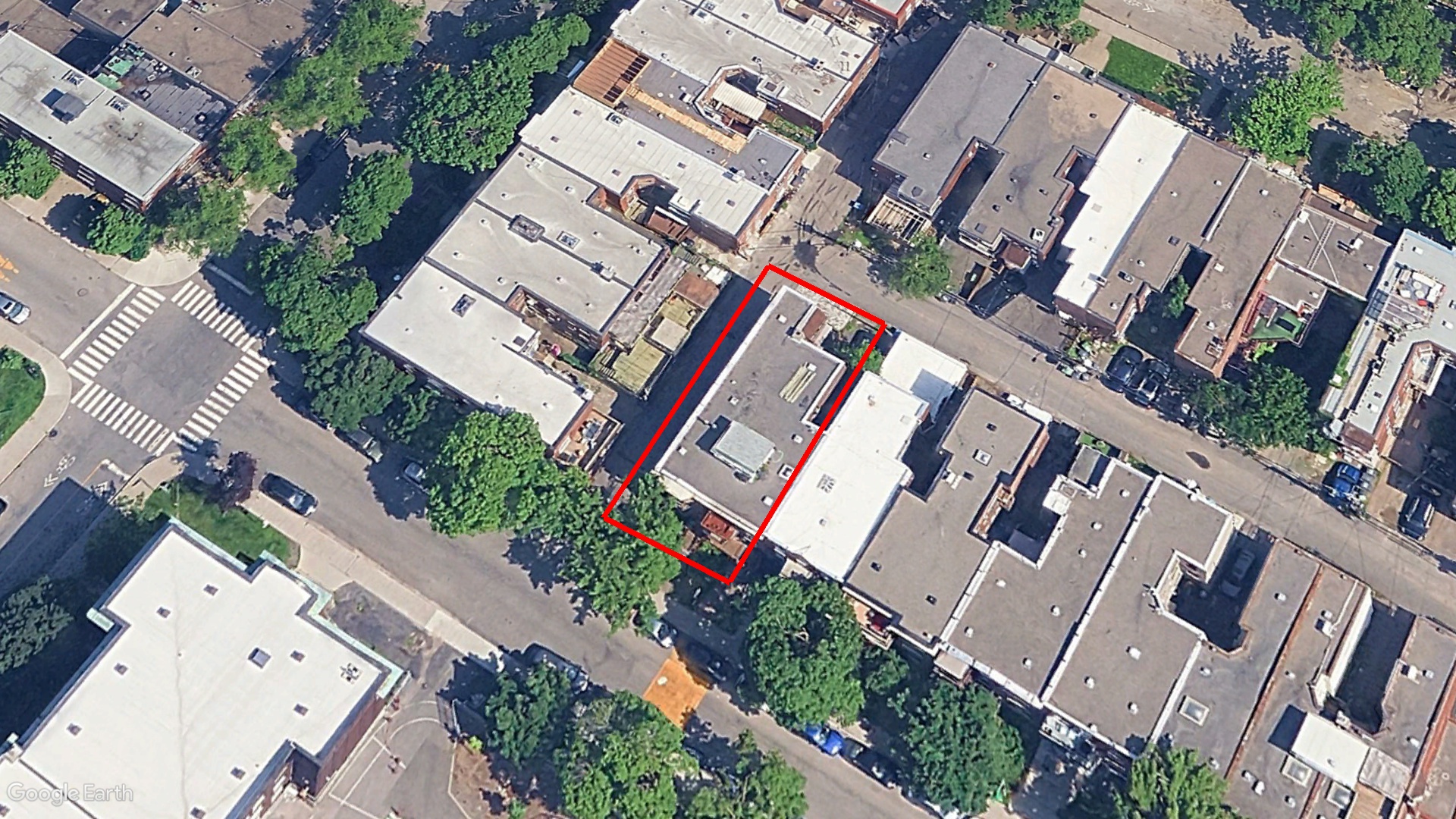 Tax Sale Montreal, Quebec - 030306-73 