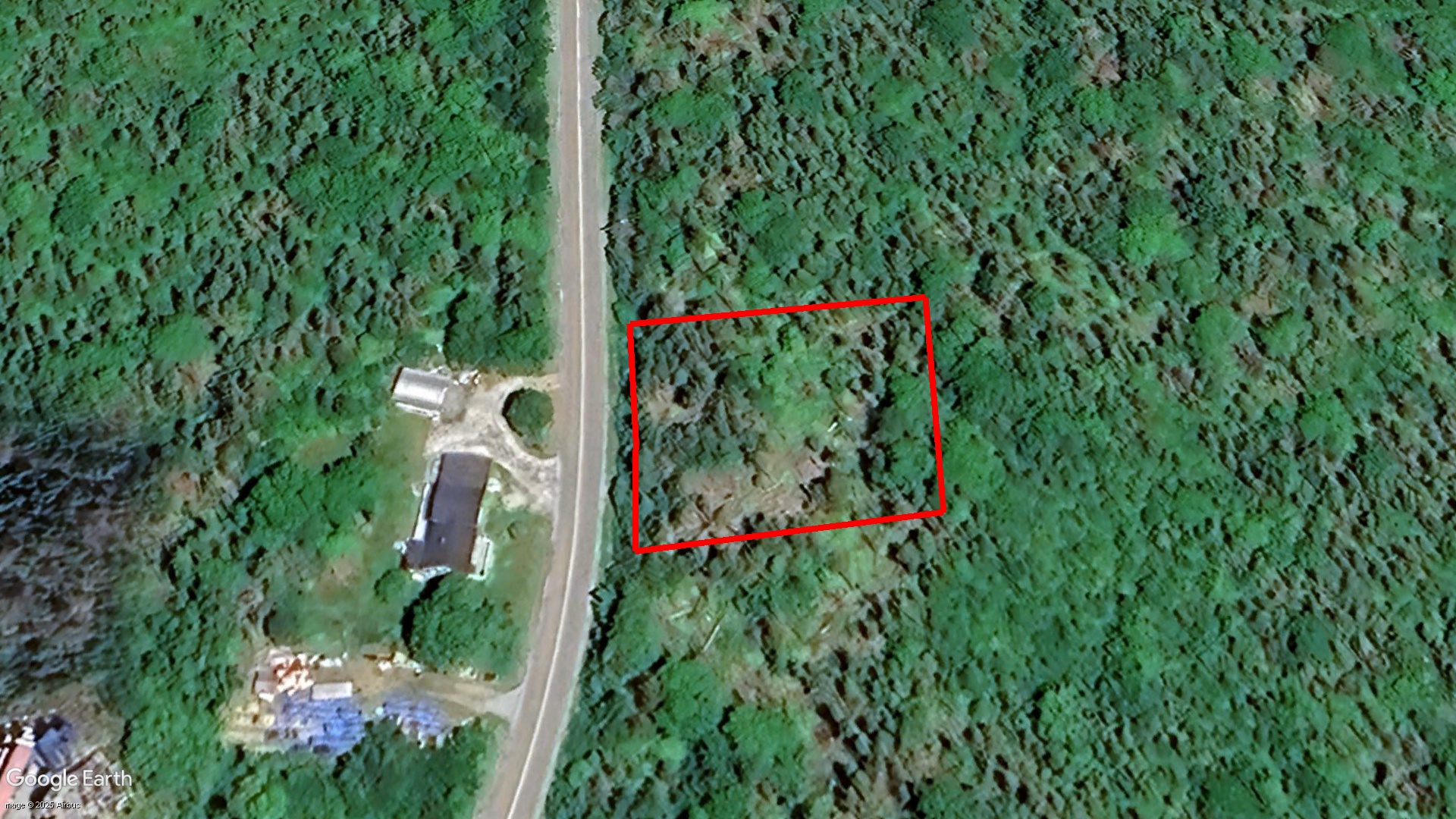 Tax Sale Shelburne, Nova Scotia - 03725855