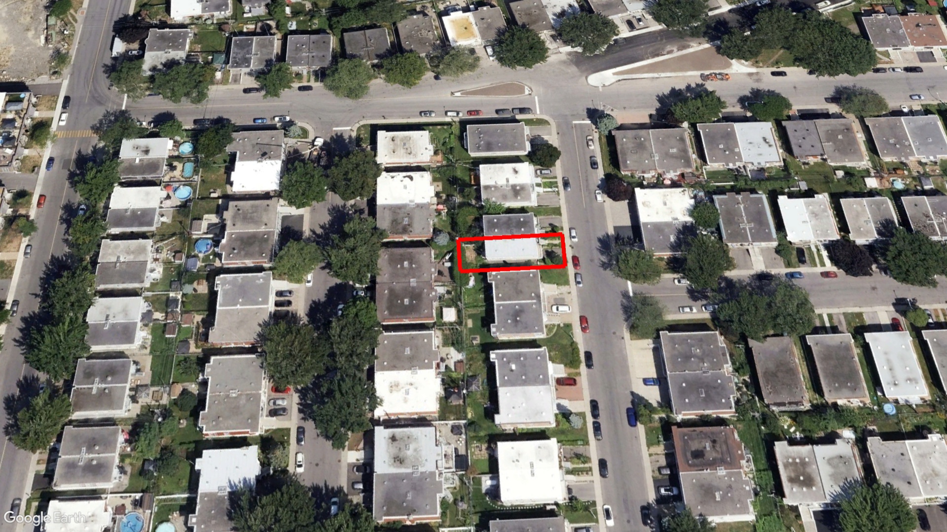 Tax Sale Montreal, Quebec - 040485-76