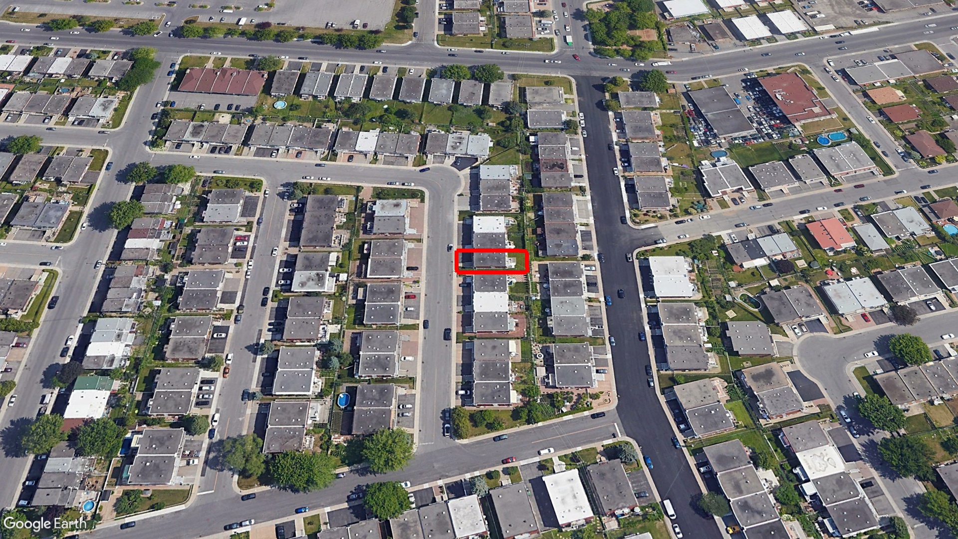 Tax Sale Montreal, Quebec - 040427-10 