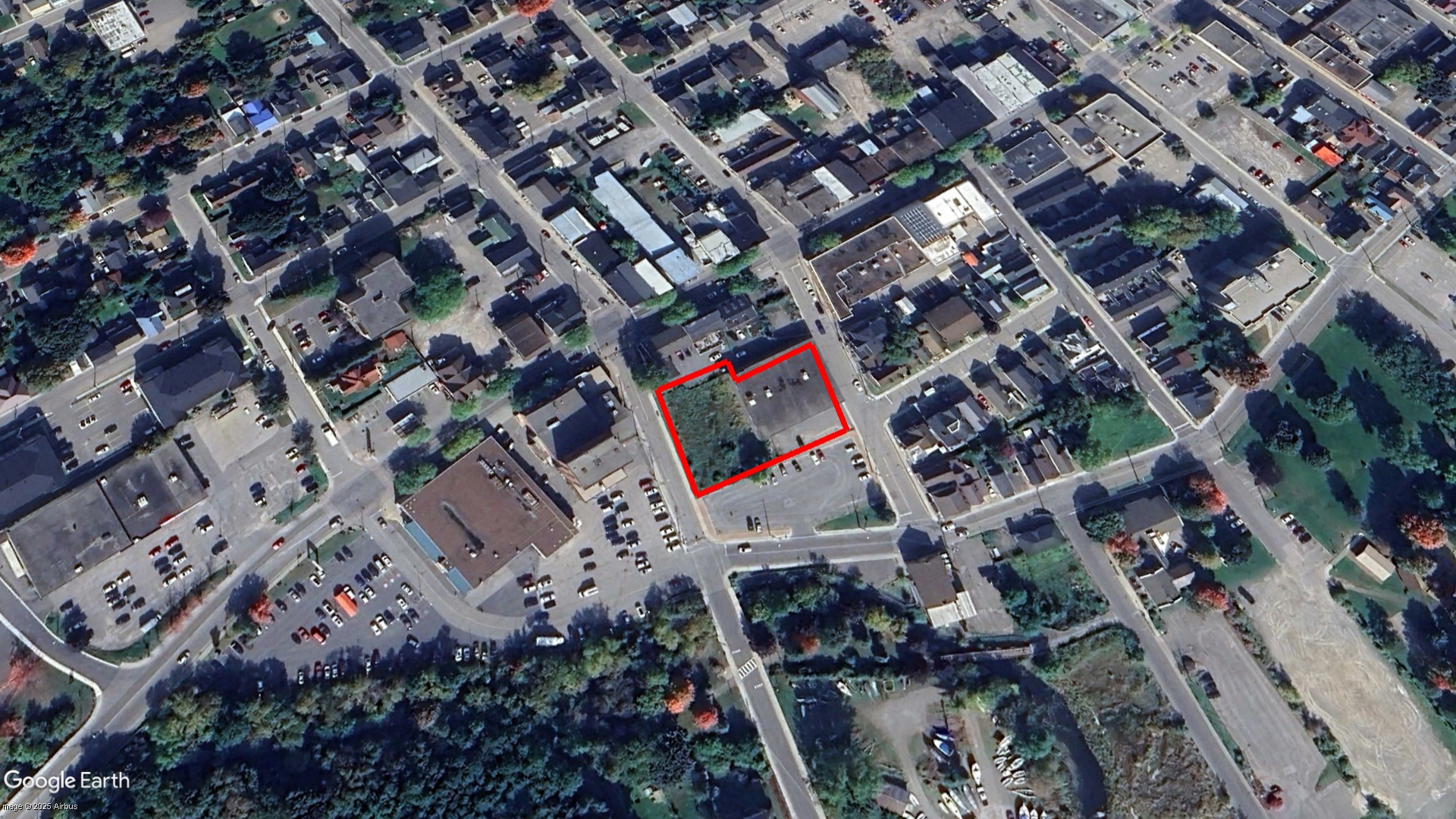 Tax Sale Brockville, Ontario - 08 02 020 035 21000 0000