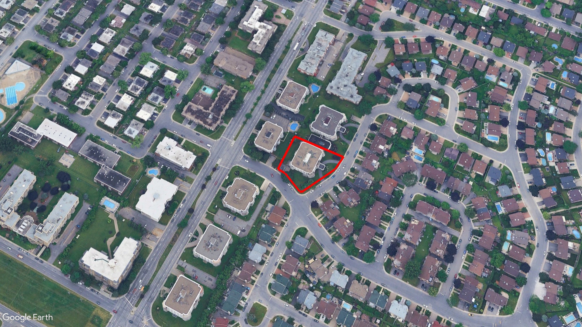 Tax Sale Montreal, Quebec - 041435-75