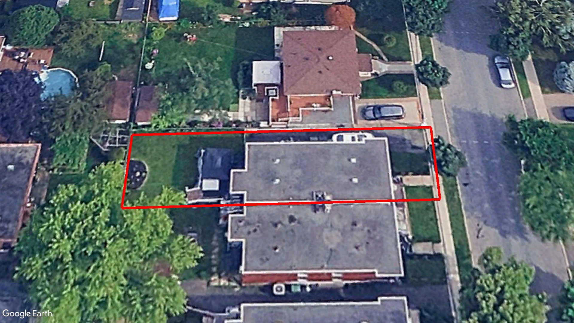 Tax Sale Montreal, Quebec - 040244-55