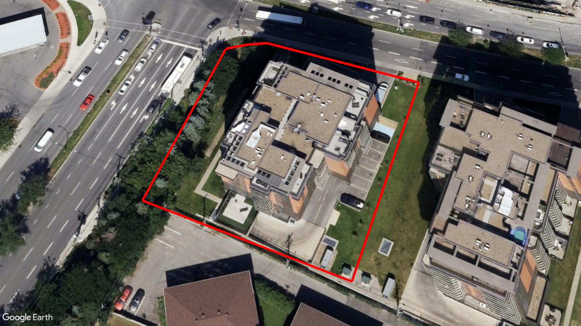 Tax Sale Montreal, Quebec - 052112-62