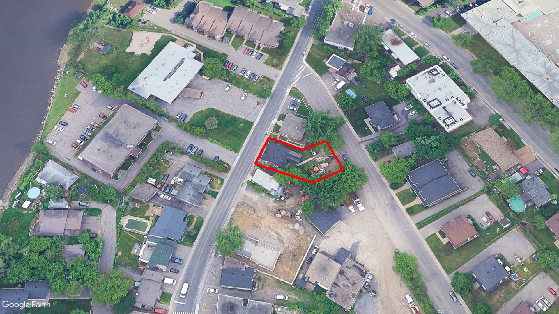 Tax Sale Montreal, Quebec - 040846-56