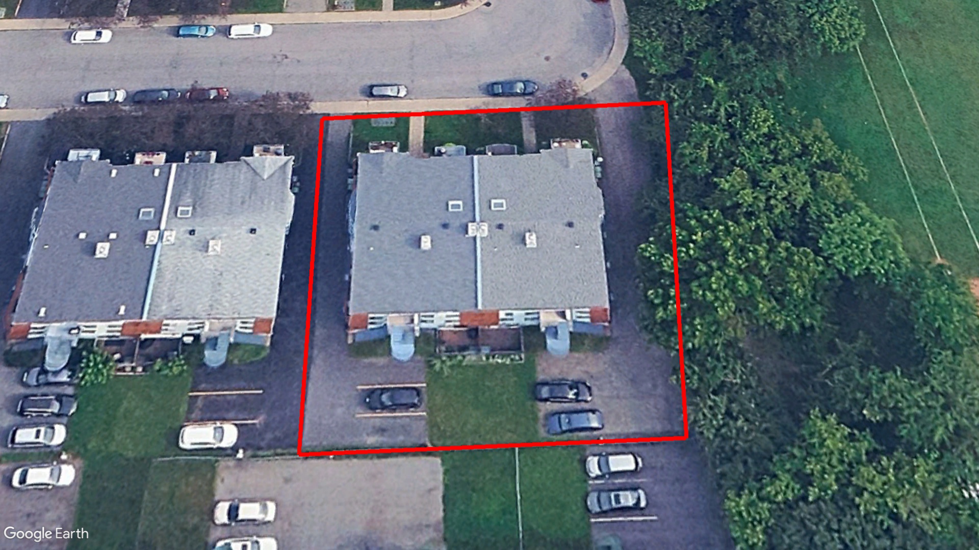 Tax Sale Montreal, Quebec - 050608-94