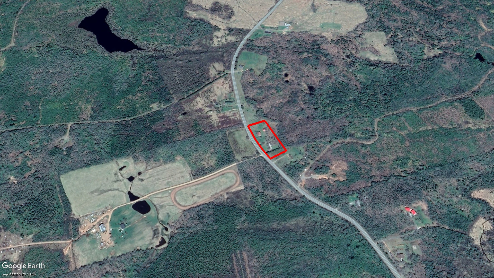 Tax Sale East Hants, Nova Scotia - 03658031