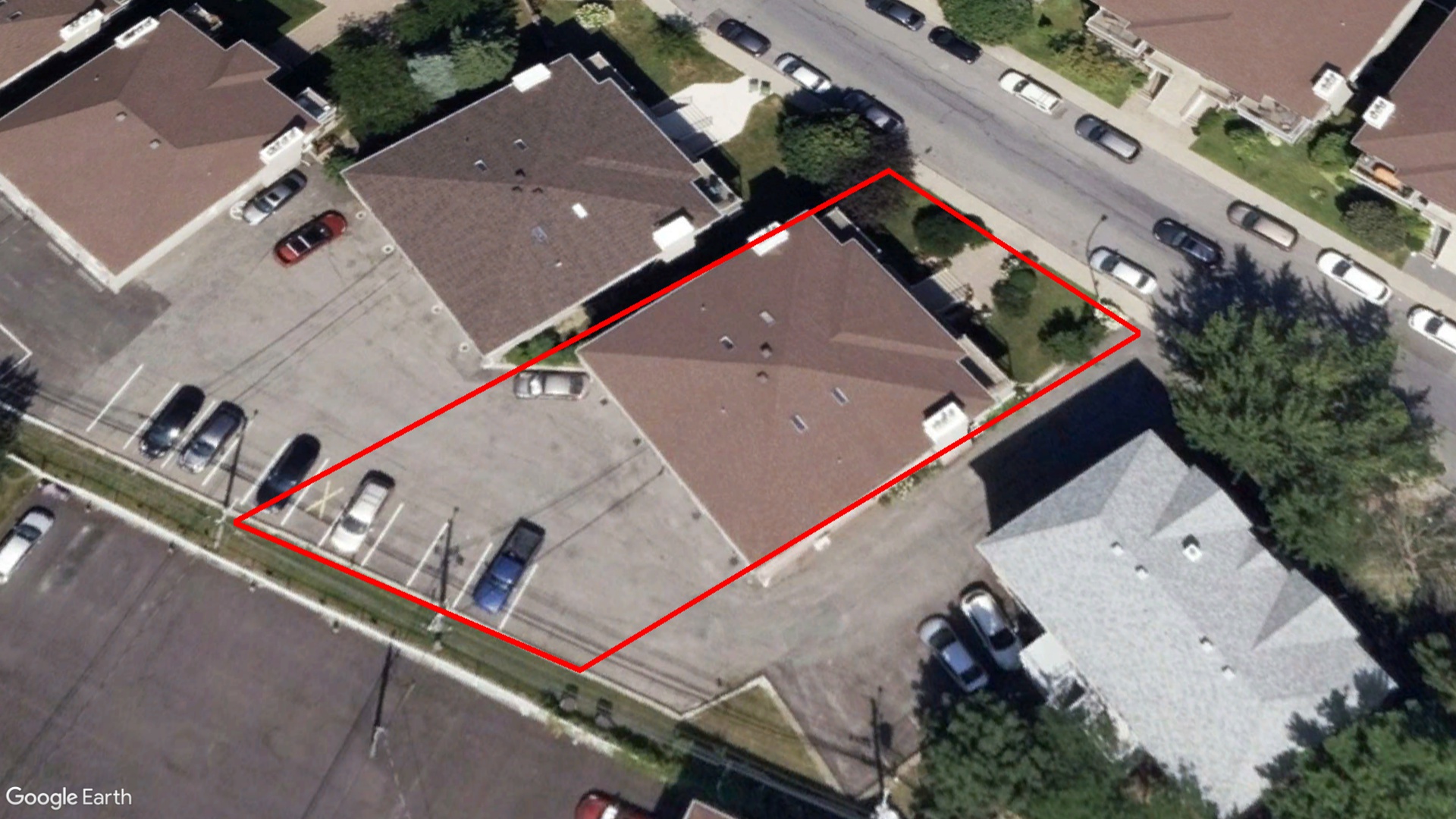 Tax Sale Montreal, Quebec - 041560-62