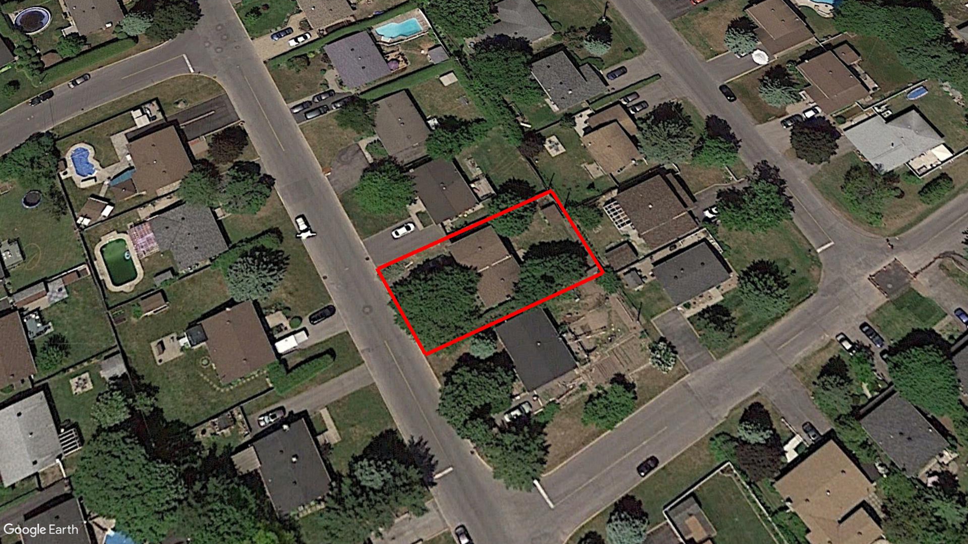 Tax Sale Montreal, Quebec - 040150-18