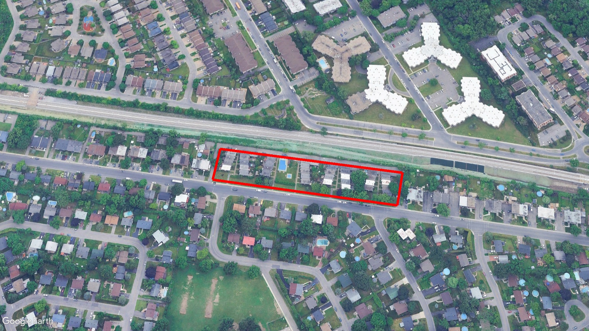 Tax Sale Montreal, Quebec - 040185-06