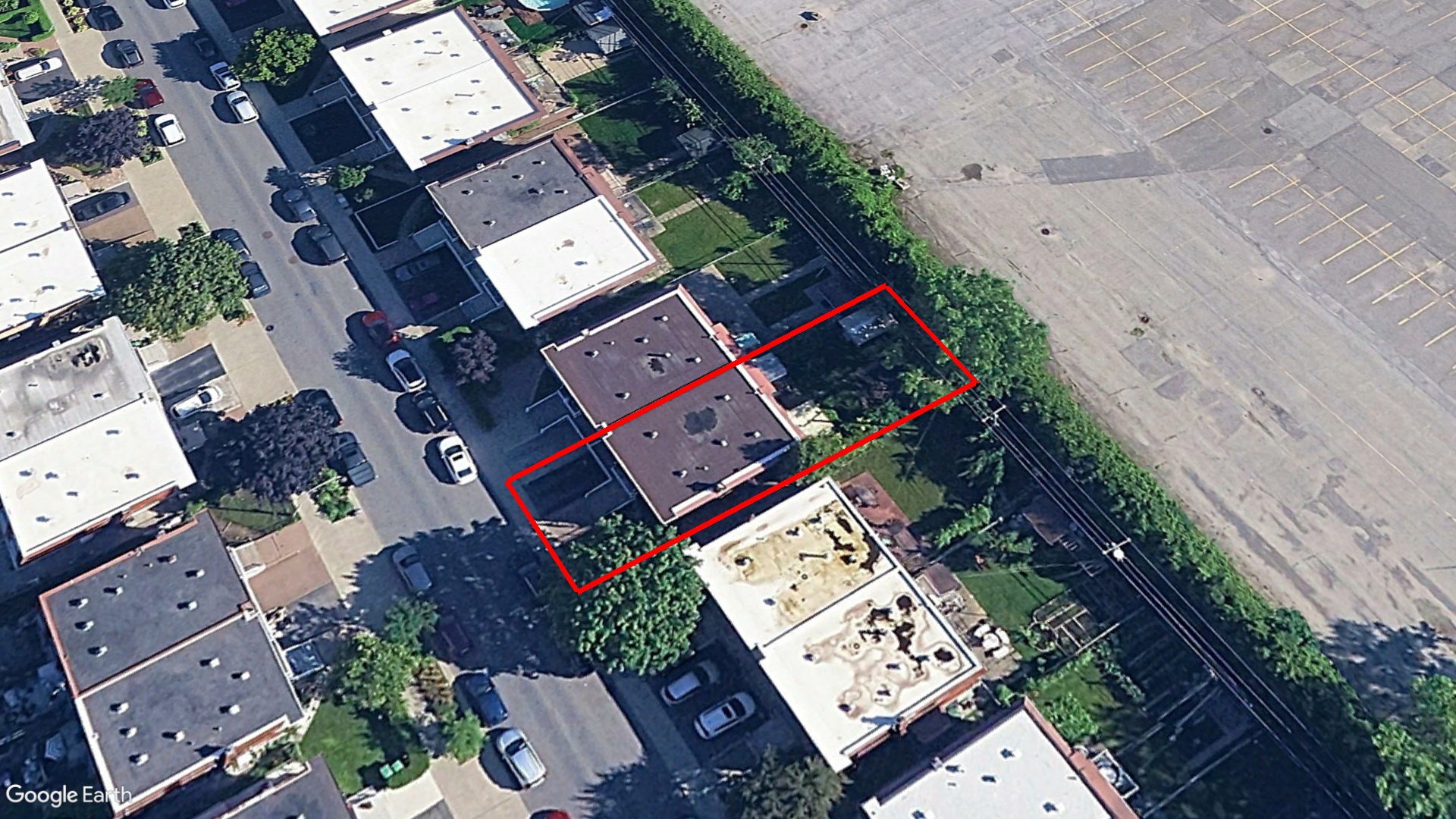 Tax Sale Montreal, Quebec - 020887-47