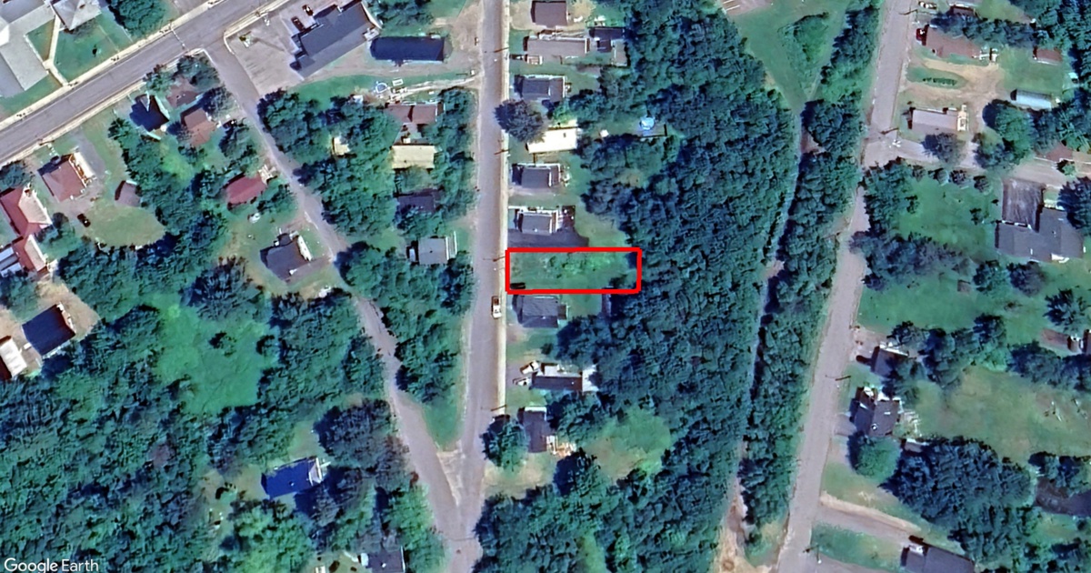 Tax Sale in York/Sunbury, New Brunswick 14 queen street, grand lake