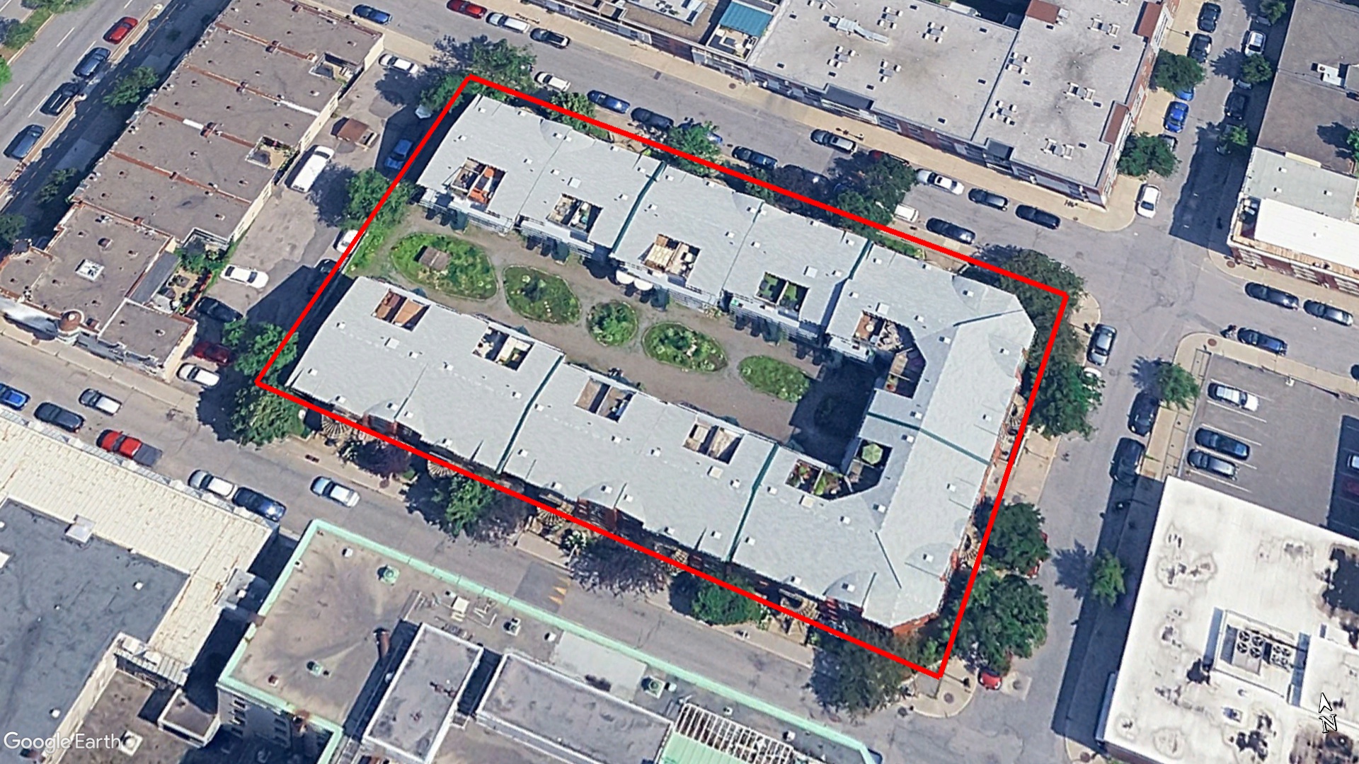 Tax Sale Montreal, Quebec - 110617-30