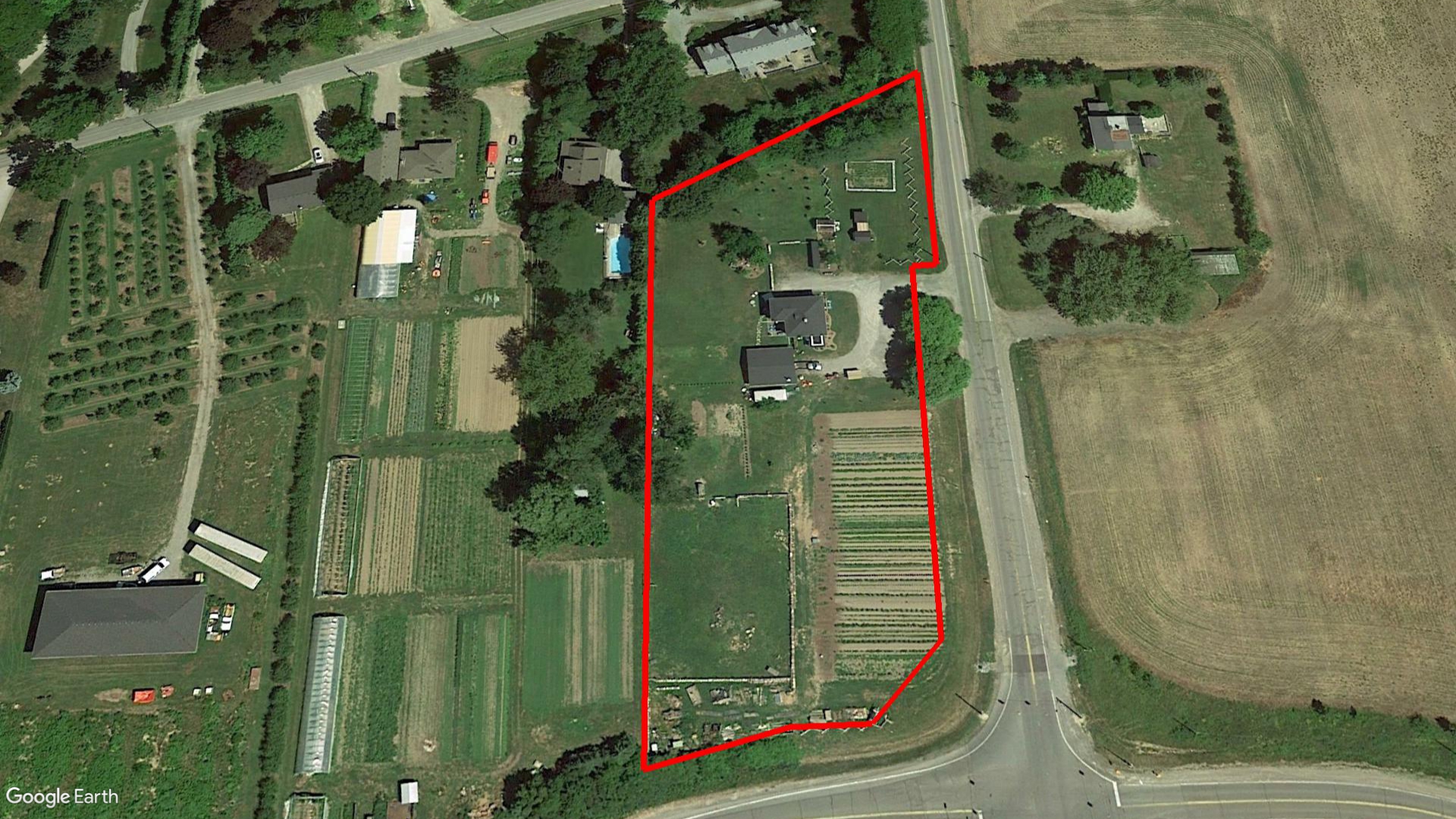 Tax Sale St. Catharines, Ontario - 26 29 060 045 02000 0000