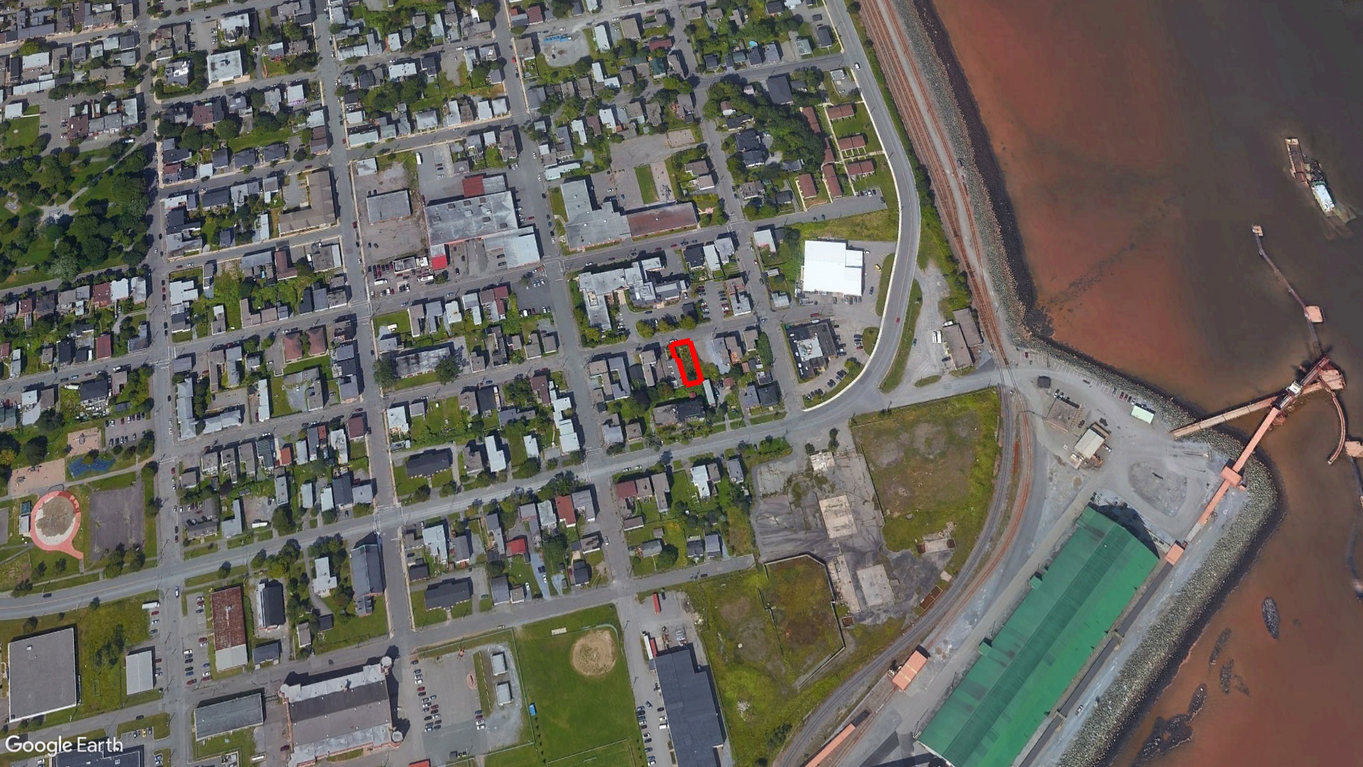 Tax Sale Saint John, New Brunswick - 01618505