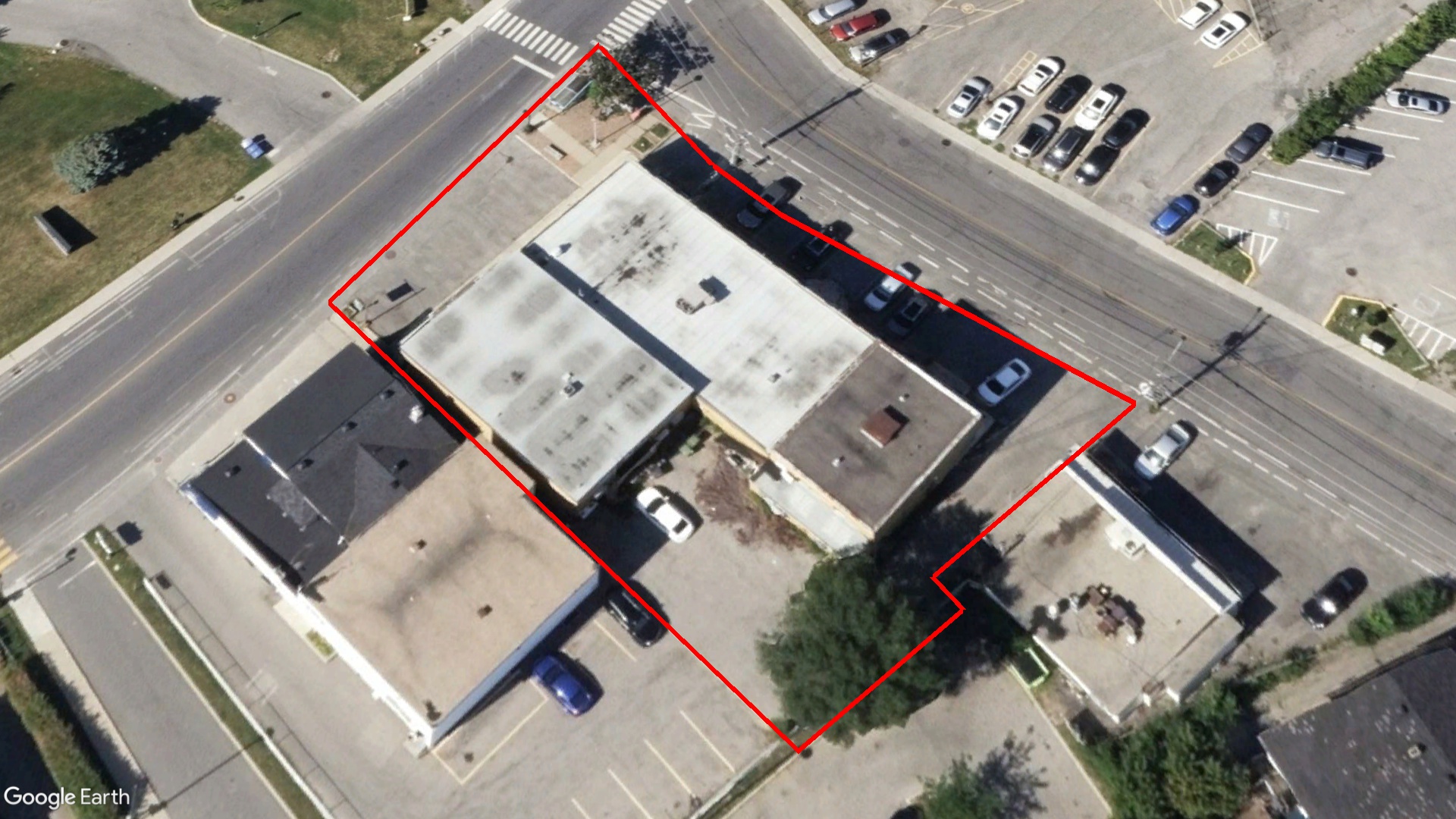 Tax Sale Montreal, Quebec - 040843-49