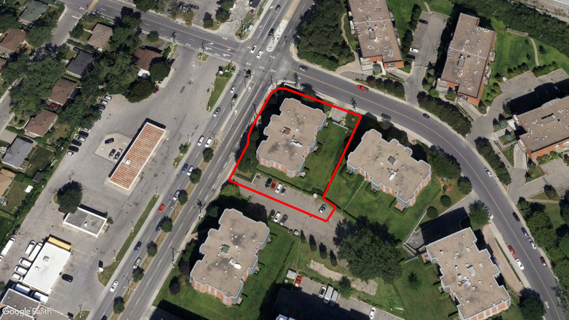 Tax Sale Montreal, Quebec - 050784-22