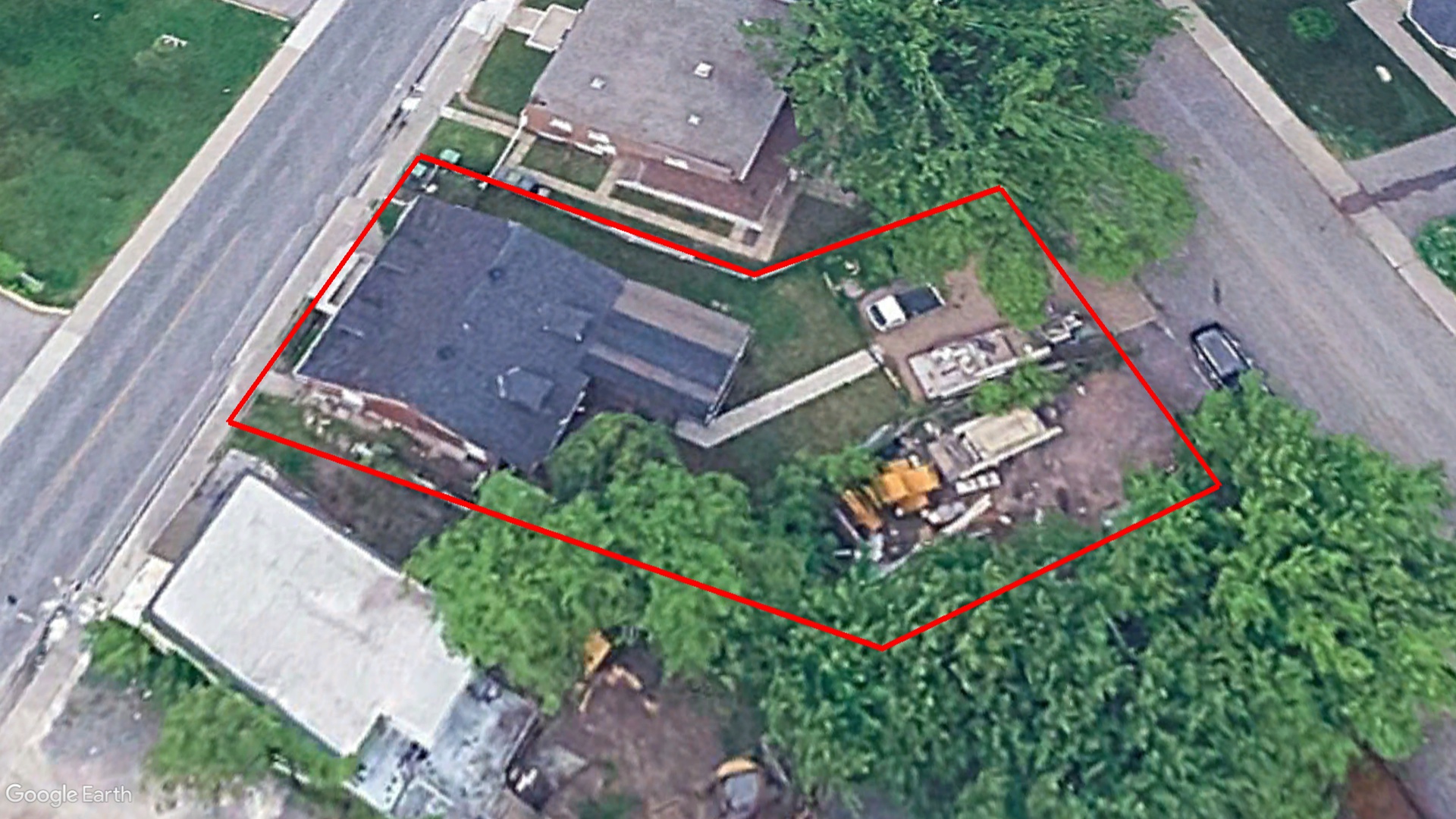 Tax Sale Montreal, Quebec - 040846-56