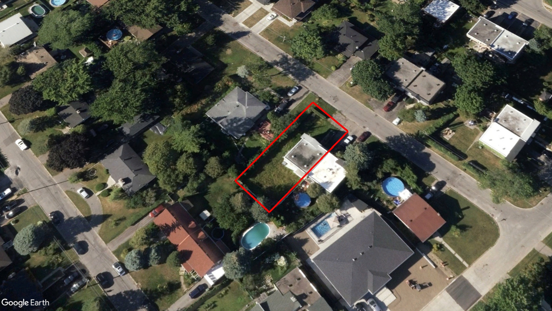 Tax Sale Montreal, Quebec - 040781-00