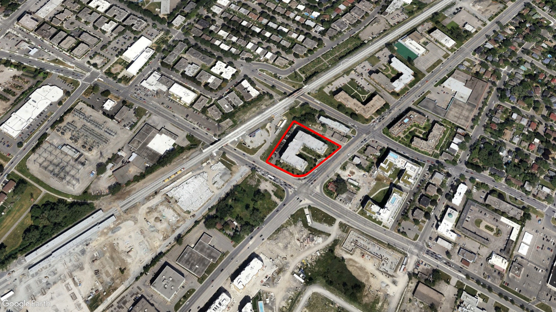 Tax Sale Montreal, Quebec - 051891-13