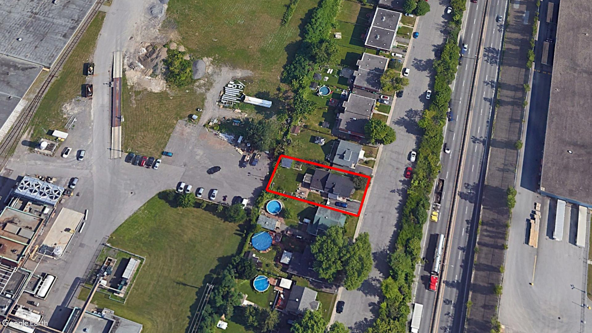 Tax Sale Montreal, Quebec - 040250-34