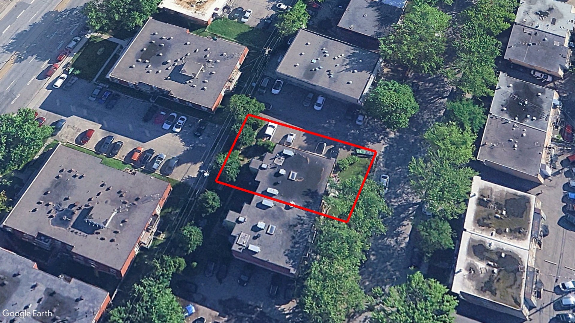 Tax Sale Montreal, Quebec - 020876-33