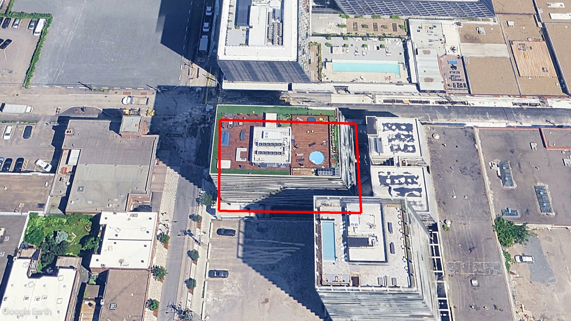 Tax Sale Montreal, Quebec - 120109-26