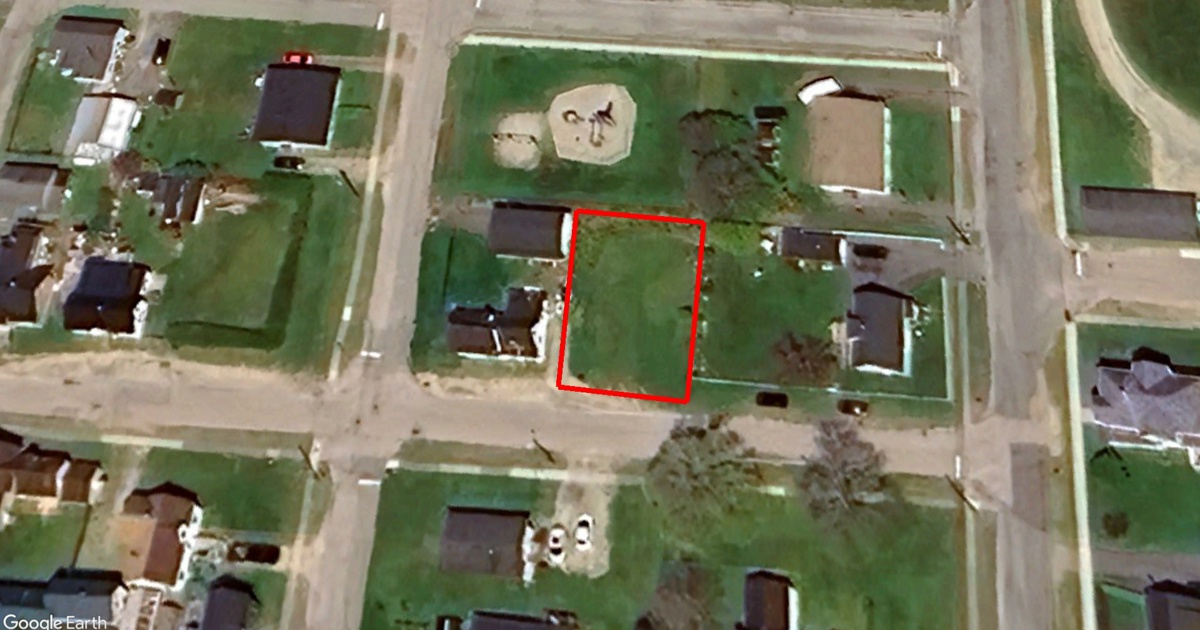 Tax Sale in Yarmouth, Nova Scotia 26 commercial st. Tax Sales Hub