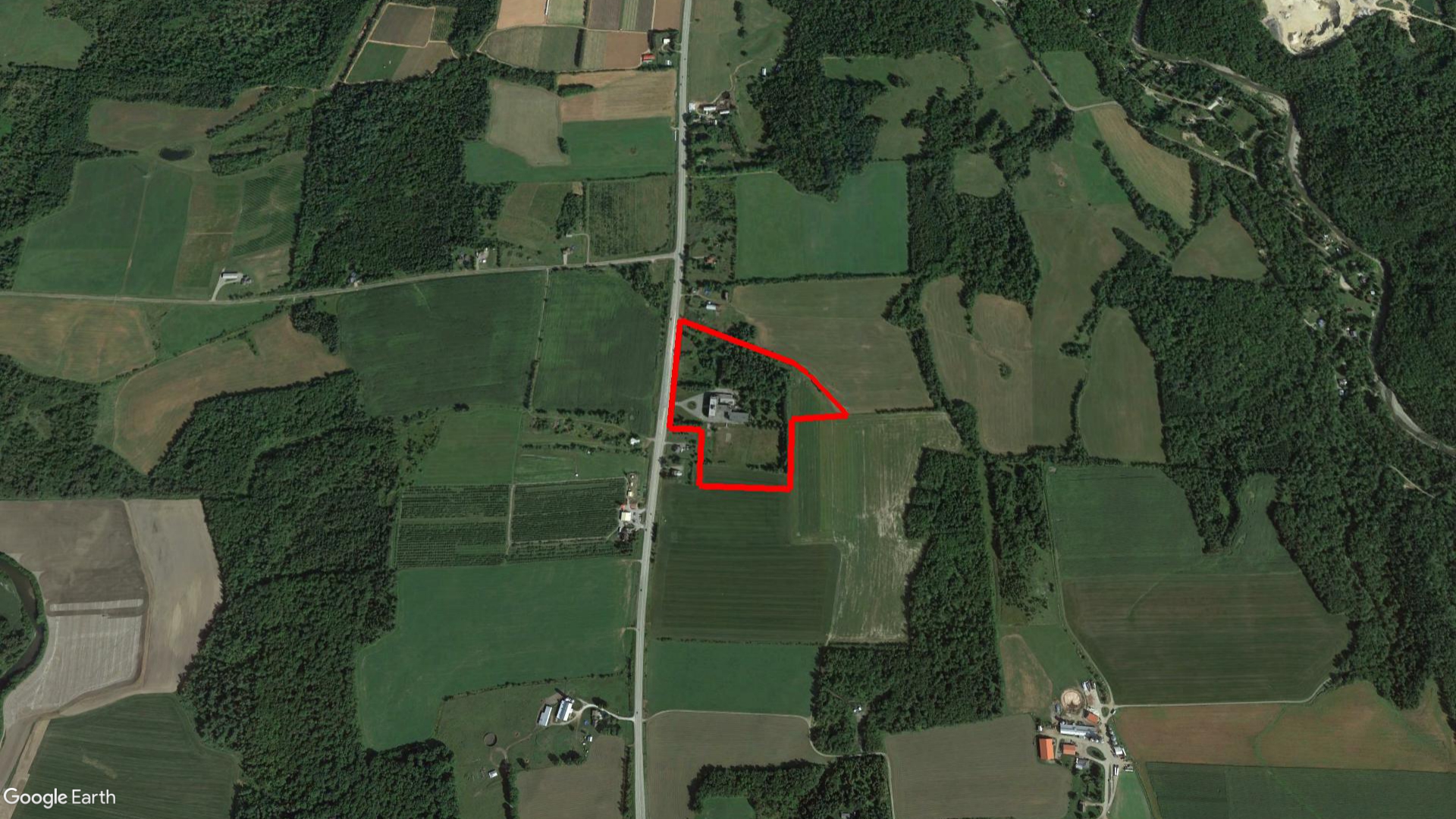 Tax Sale Coaticook, Quebec - 0015 35 8933