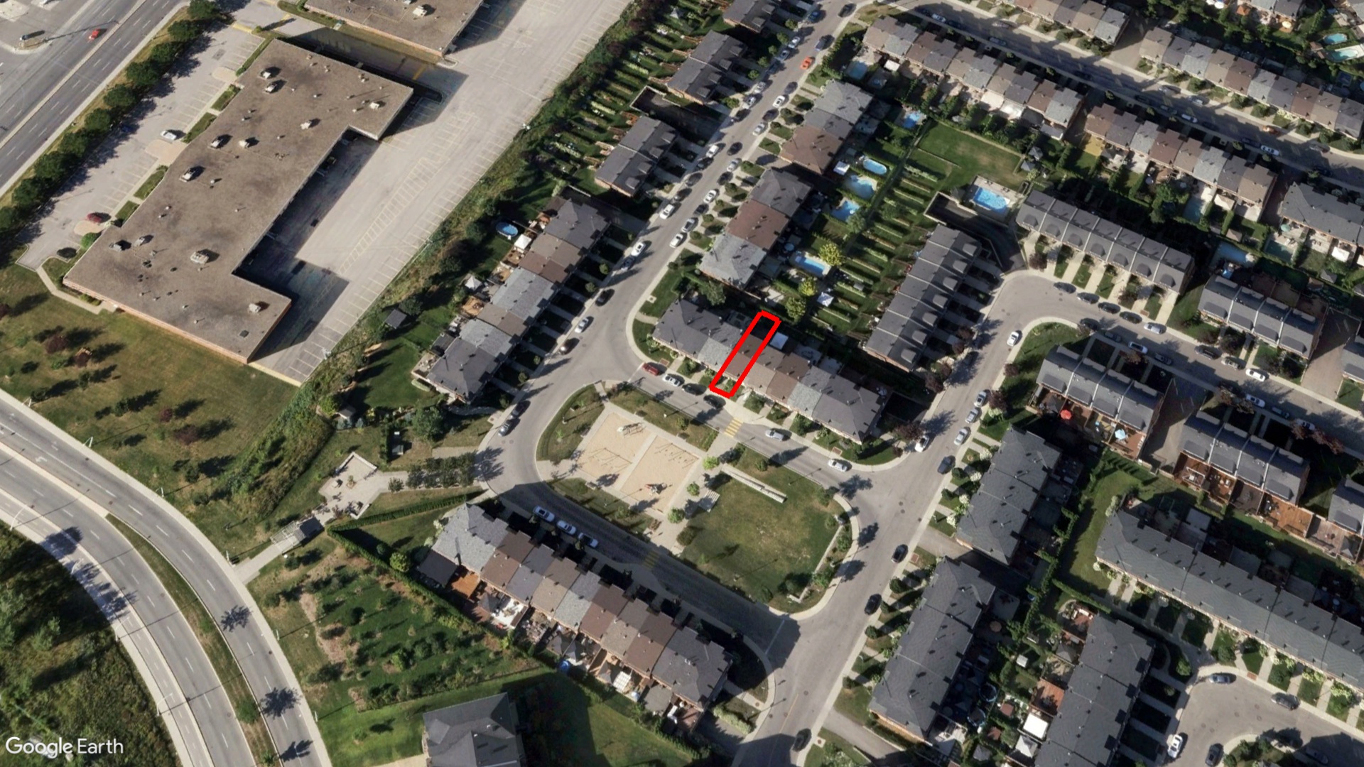 Tax Sale Montreal, Quebec - 051710-35