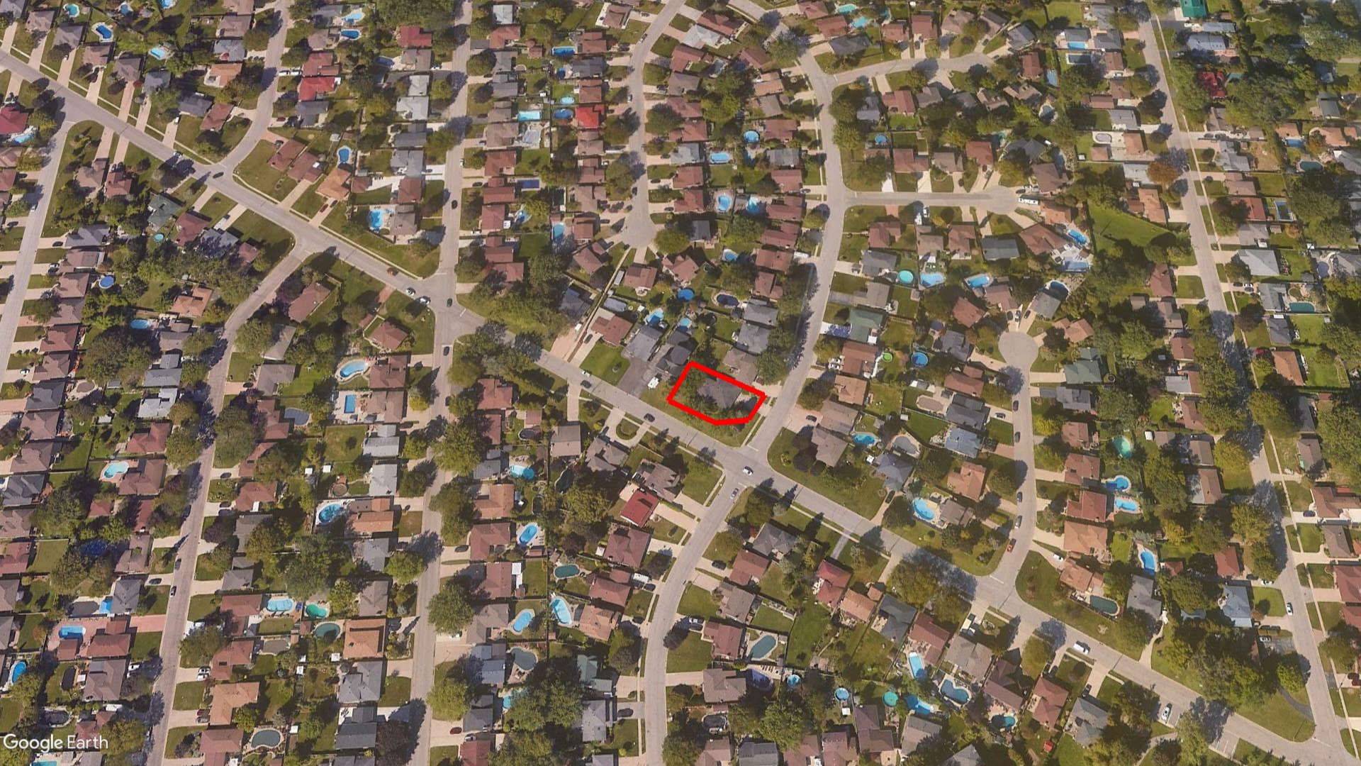 Tax Sale Tecumseh, Ontario - 37 44 220 000 23800 0000