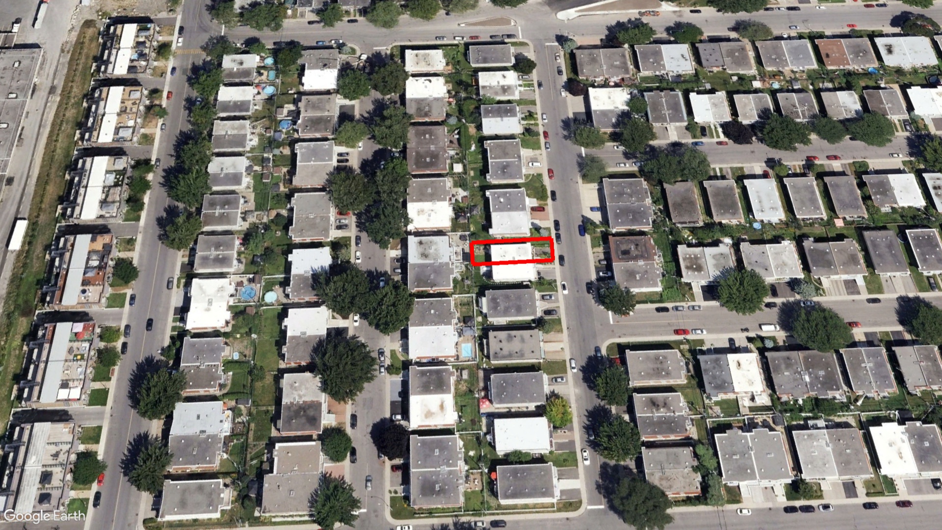 Tax Sale Montreal, Quebec - 040485-86