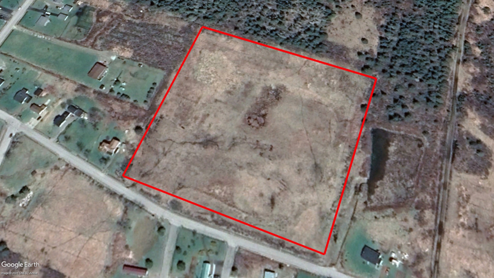 Tax Sale Yarmouth, Nova Scotia - 01758853