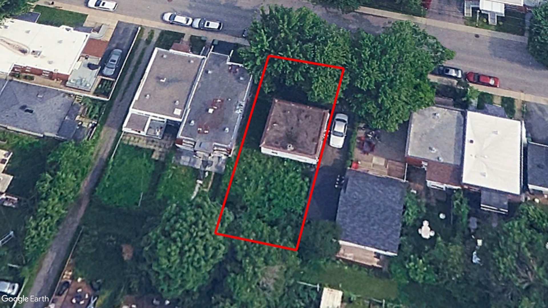 Tax Sale Montreal, Quebec - 040454-71