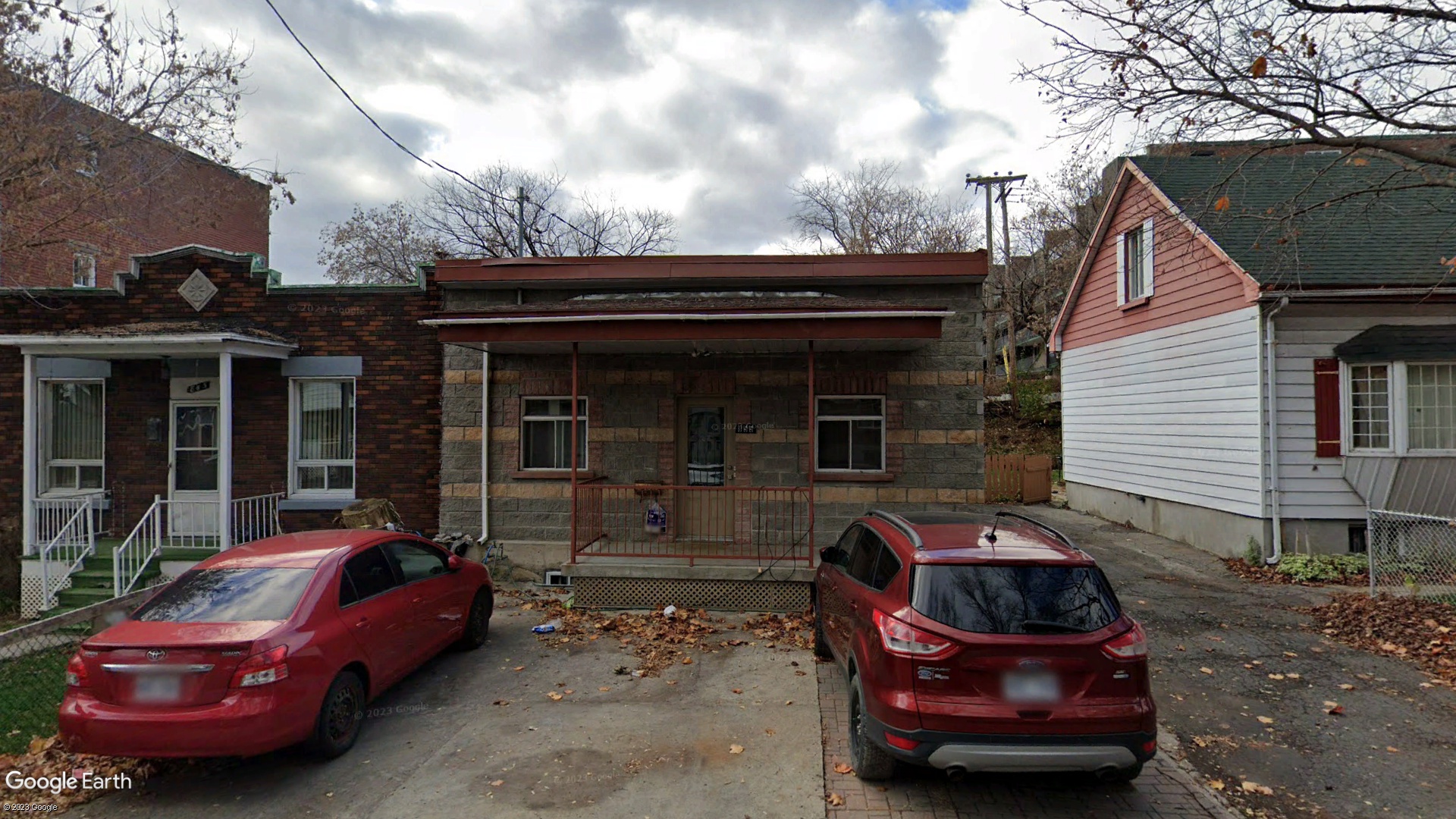 Tax Sale Montreal, Quebec - 050569-08