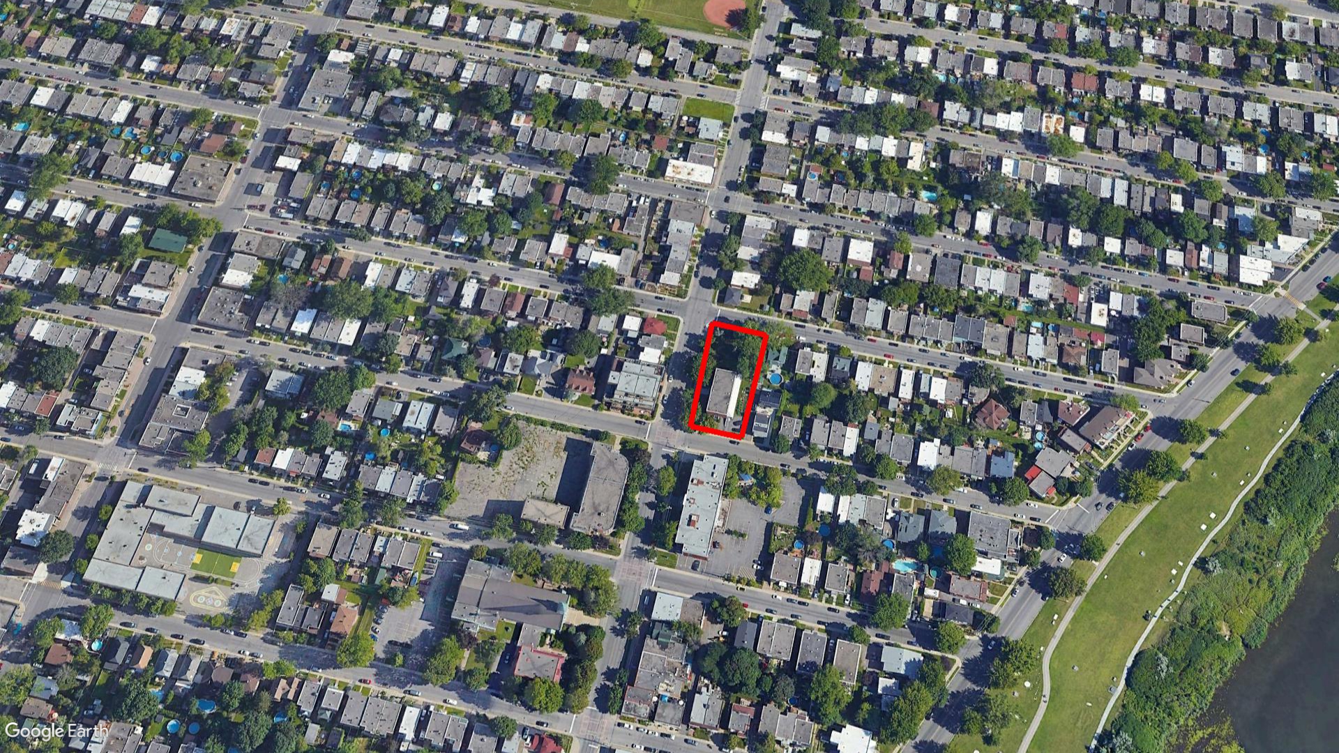 Tax Sale Montreal, Quebec - 050036-66