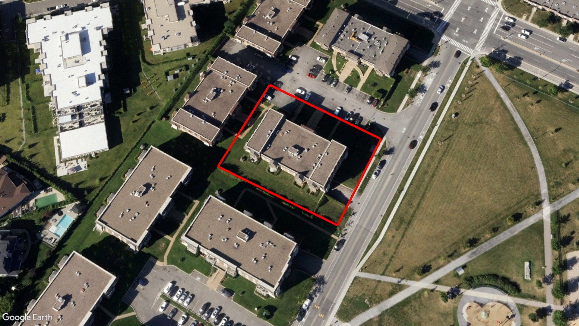 Tax Sale Montreal, Quebec - 051564-42