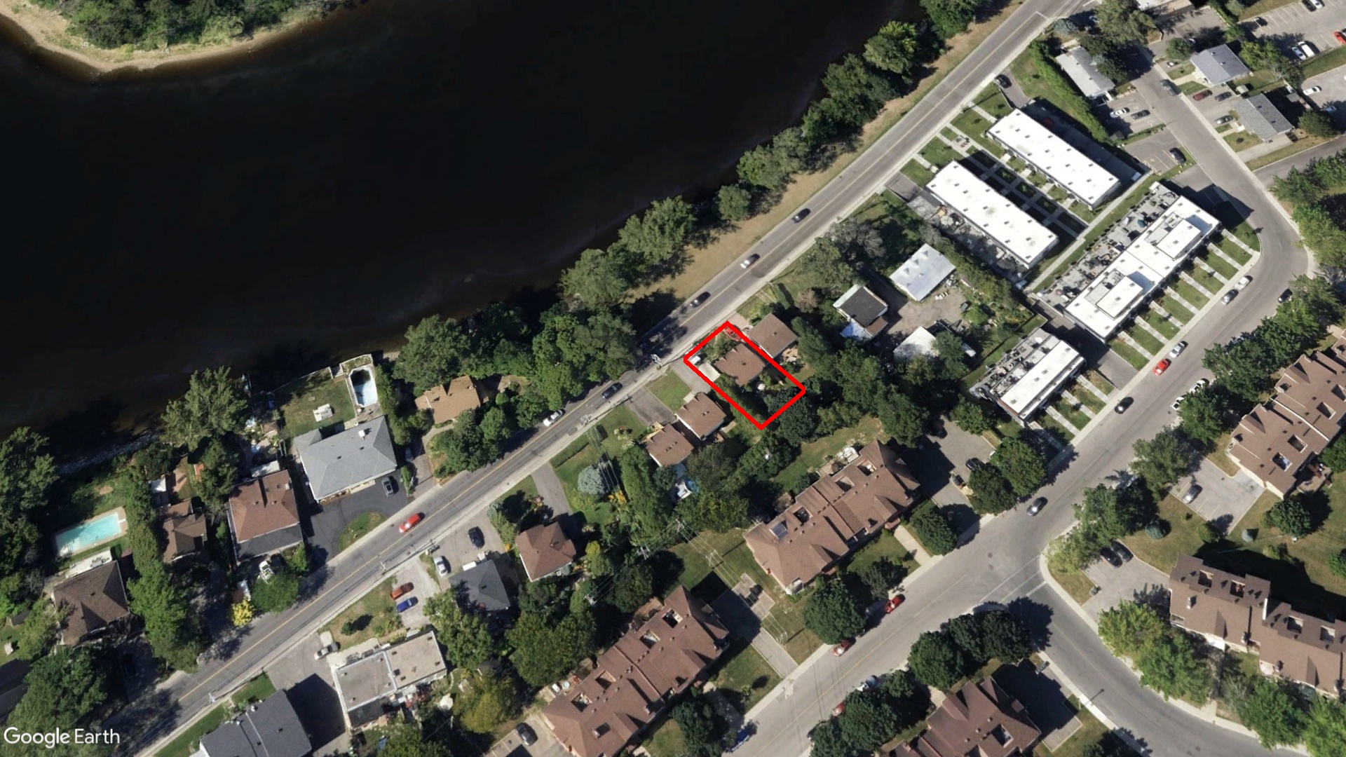 Tax Sale Montreal, Quebec - 040101-80