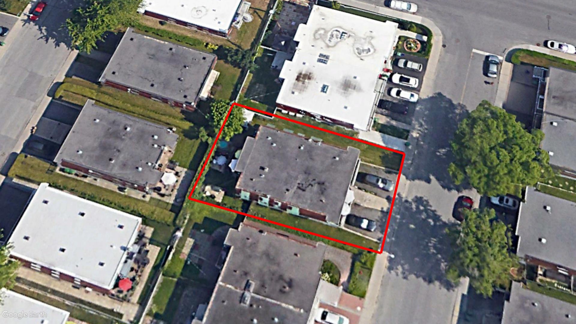 Tax Sale Montreal, Quebec - 040352-30