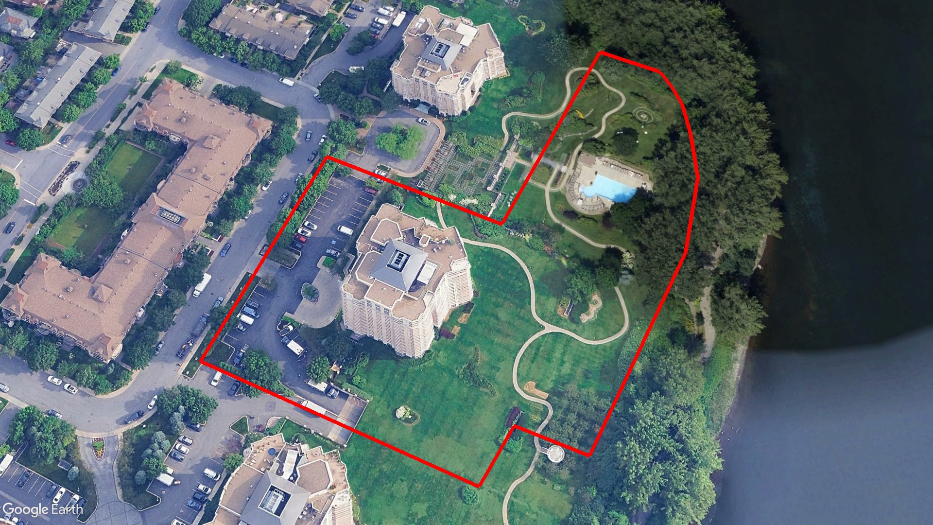 Tax Sale Montreal, Quebec - 051221-56