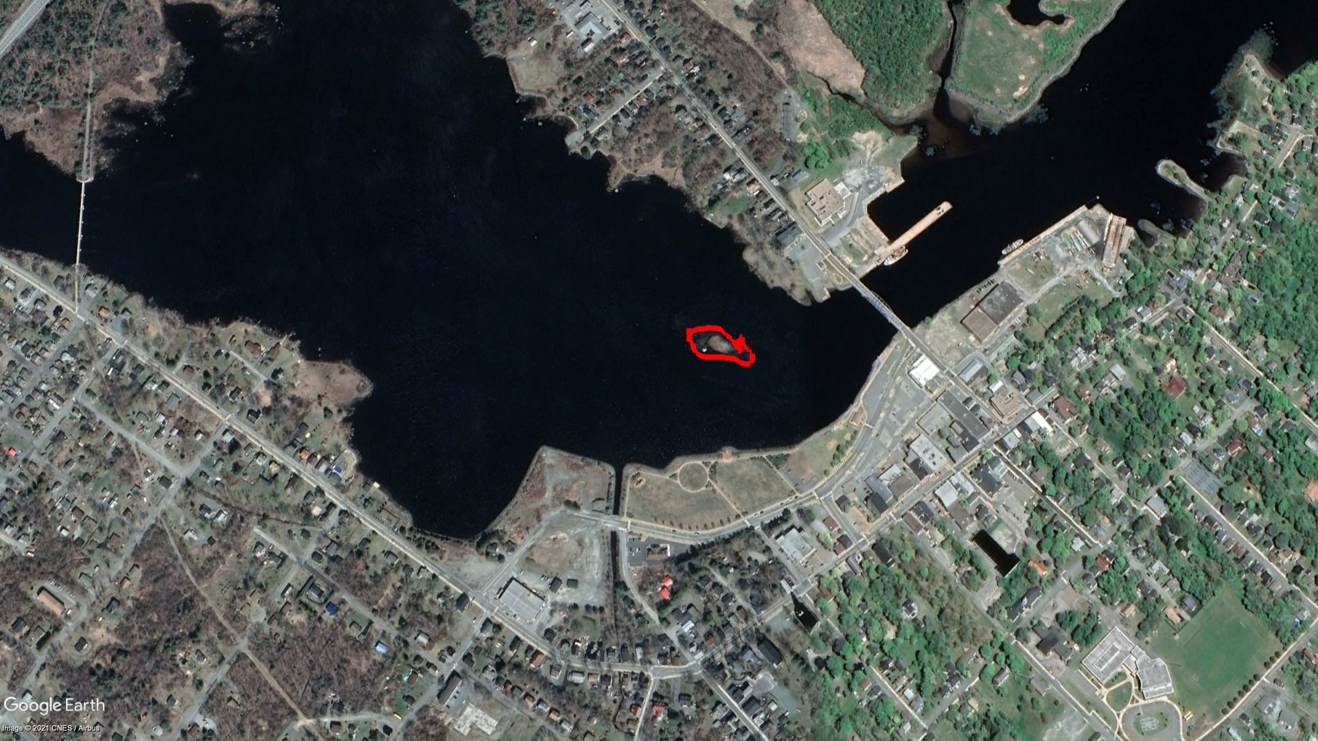 Tax Sale Queens, Nova Scotia - 10039657