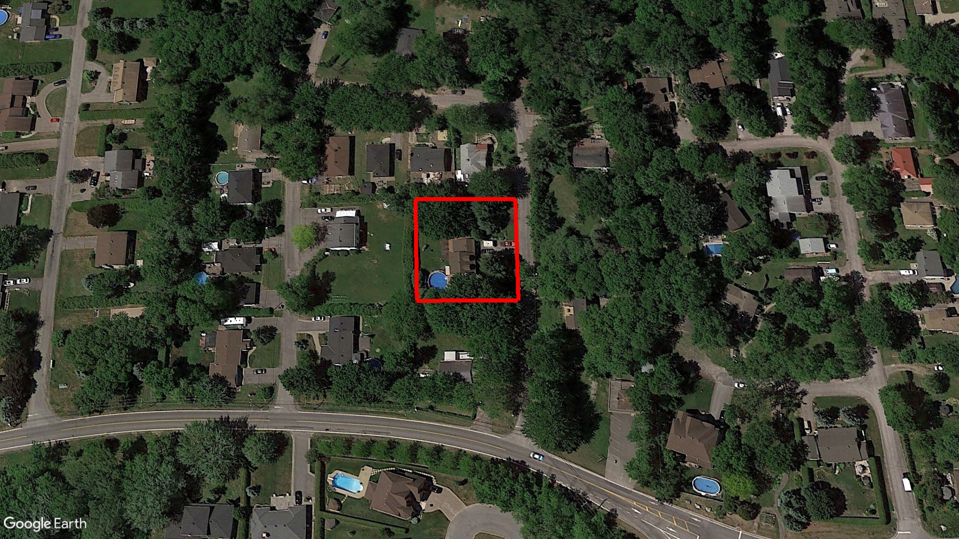 Tax Sale Montreal, Quebec - 040509-32