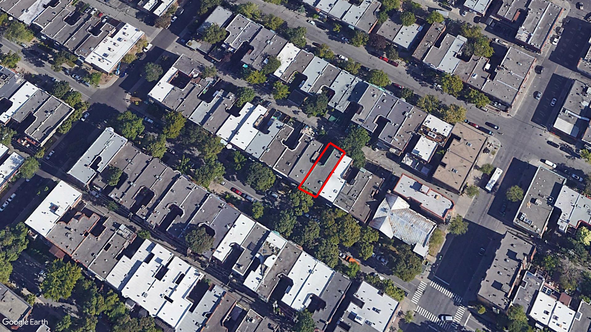 Tax Sale Montreal, Quebec - 030330-63