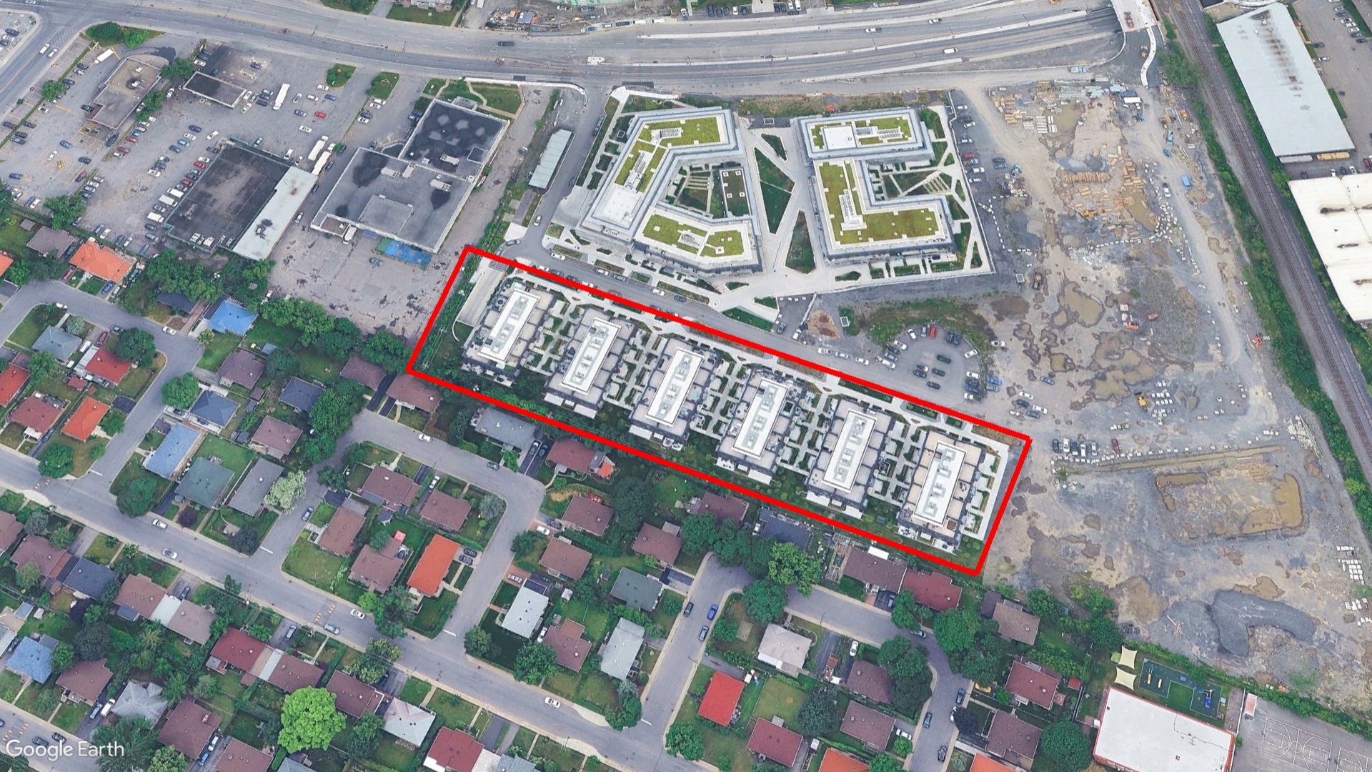 Tax Sale Montreal, Quebec - 053027-06