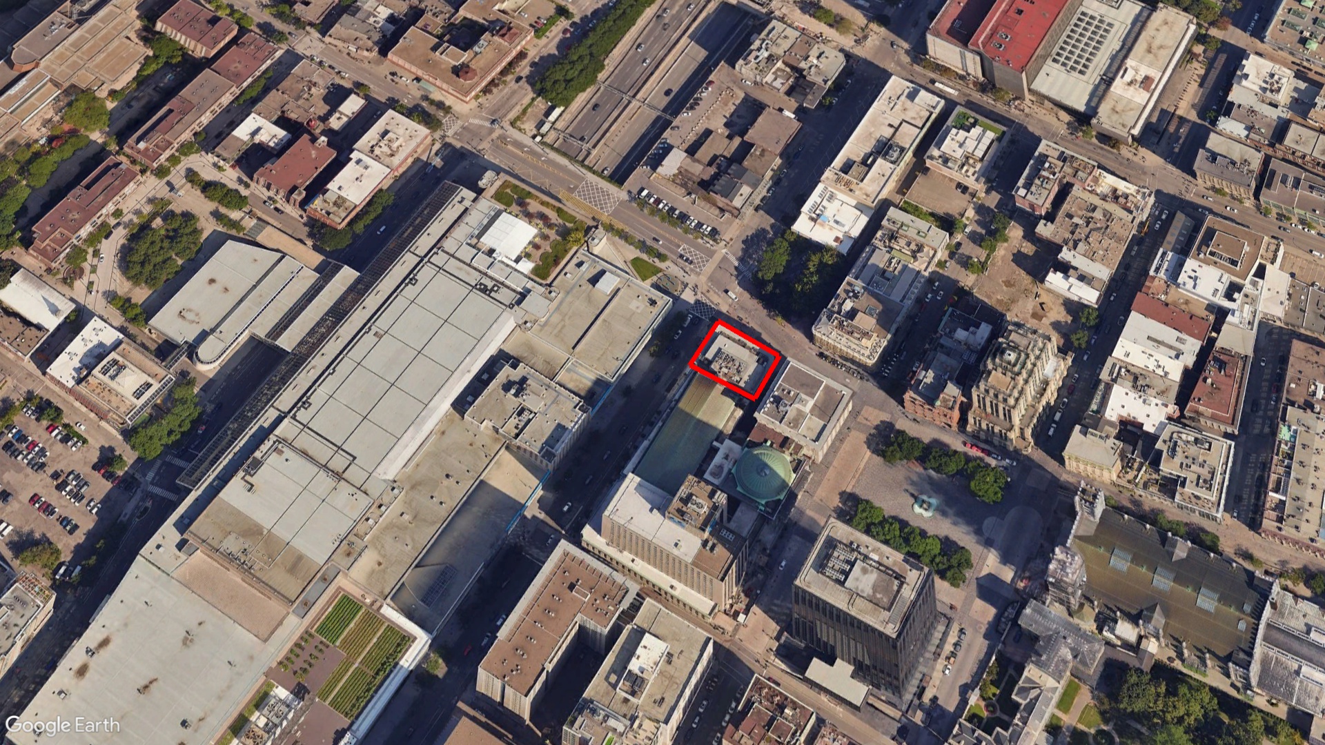 Tax Sale Montreal, Quebec - 110303-24